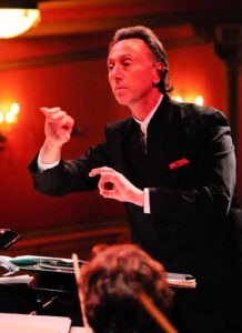 Photo of Ronald Feldman conducting