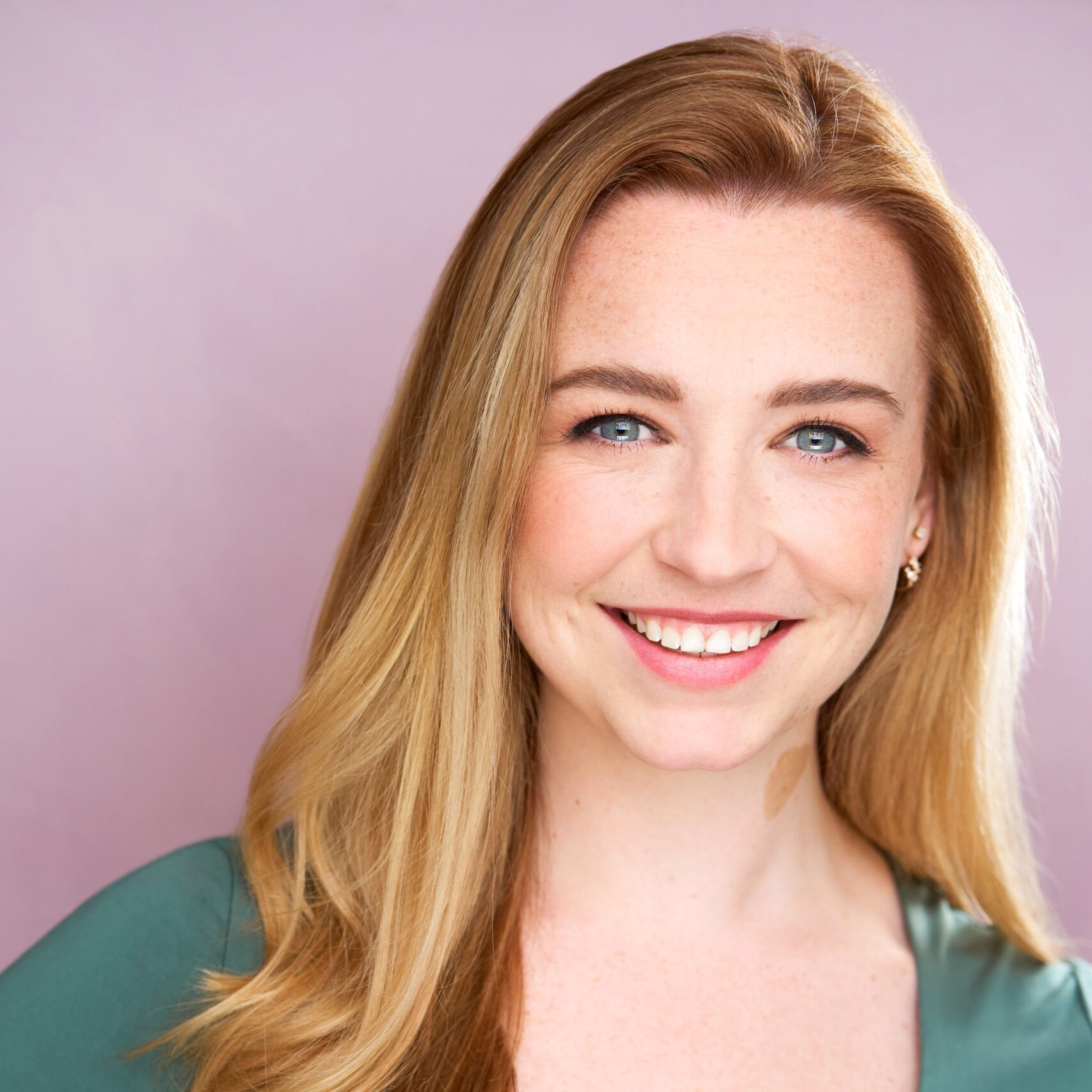 Headshot of Lisa Kate Joyce