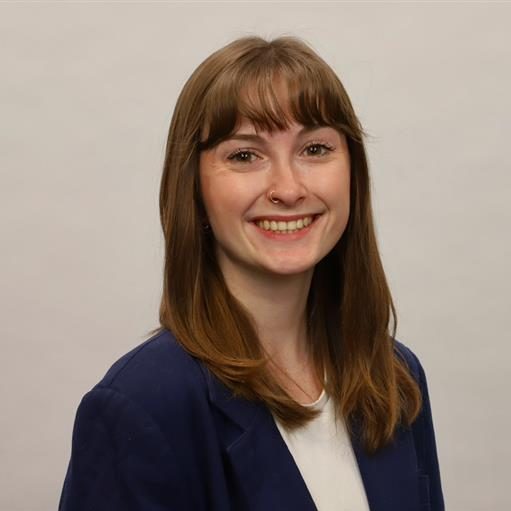 Headshot of Miranda Stearns