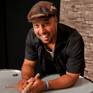 Marcus Santos headshot